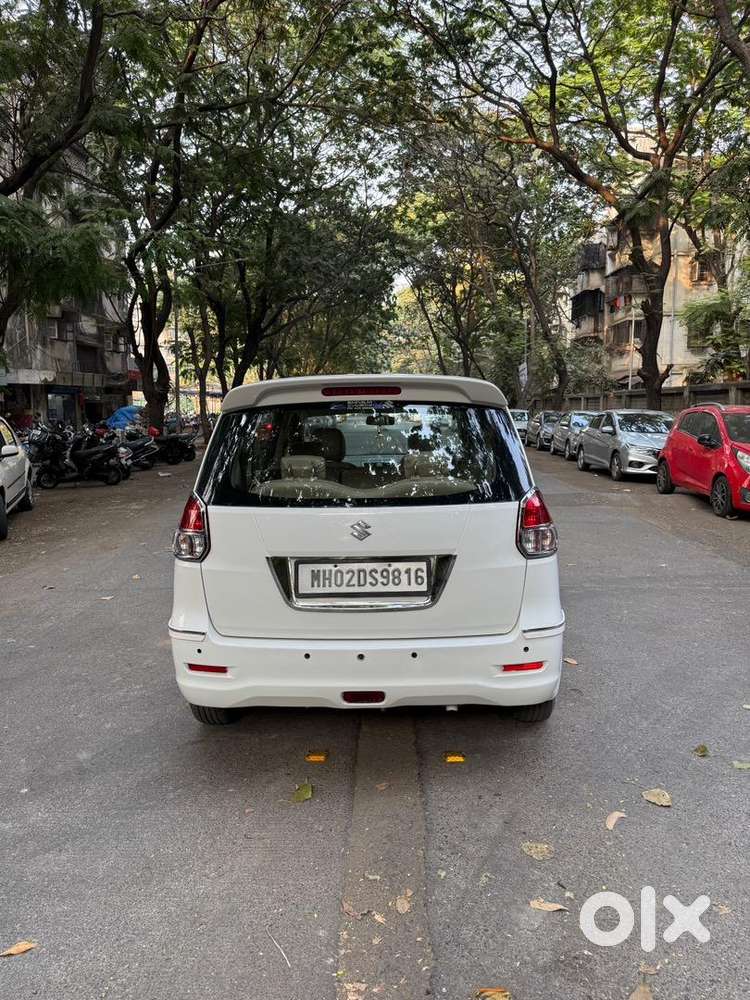 Maruti Suzuki Ertiga Vxi Petrol/cng