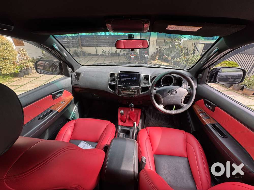 Toyota Fortuner, 2010, Diesel