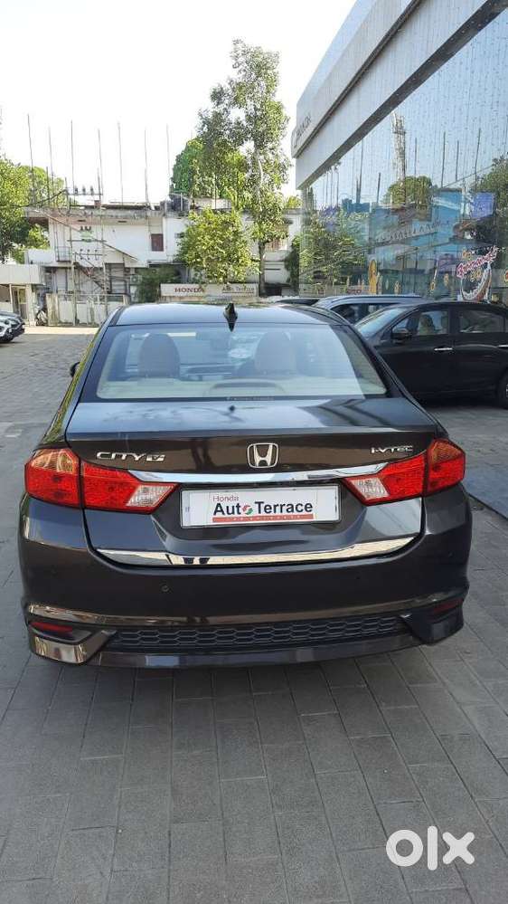 Honda City I-vtec V, 2017, Petrol
