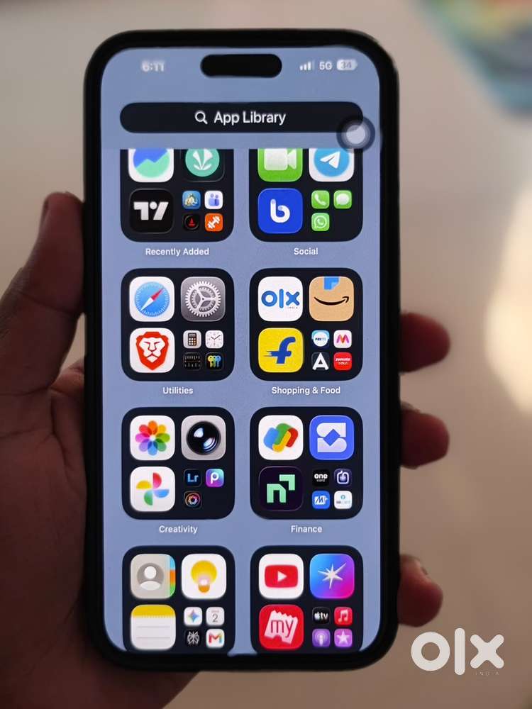 Apple Iphone 15 pro max 256GB with Airpods 3