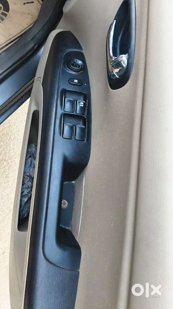 Hyundai I10 Sportz 2013