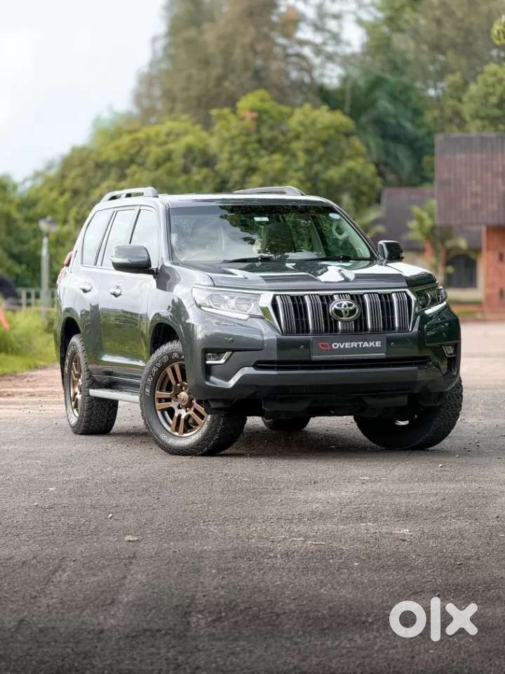 Toyota Land Cruiser Prado Vx L, 2010, Diesel