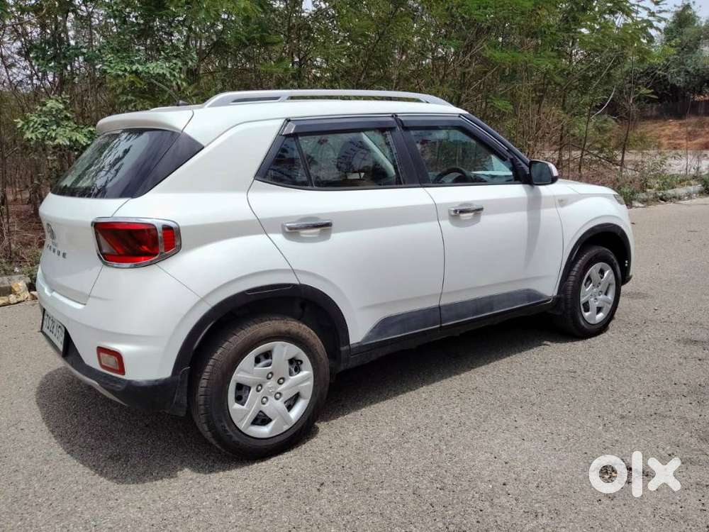 Hyundai Venue S 1.2 Petrol, 2020, Petrol
