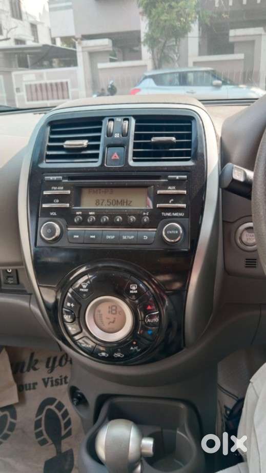 Nissan Micra Xv Cvt, 2016, Petrol