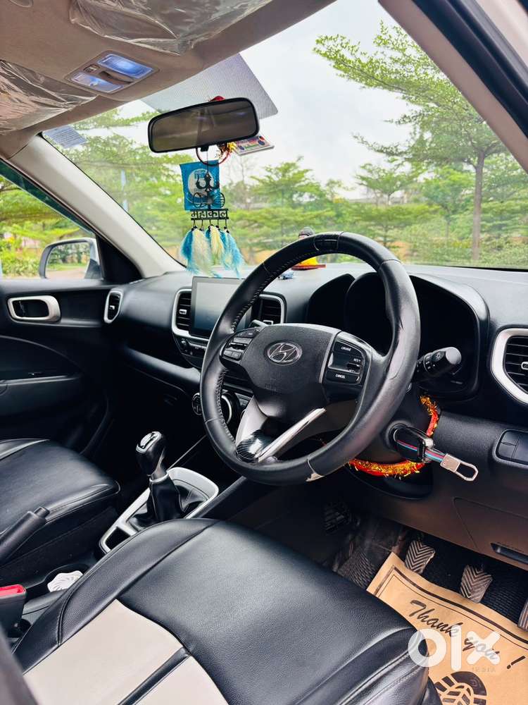 Hyundai Venue 2019 Petrol Well Maintained