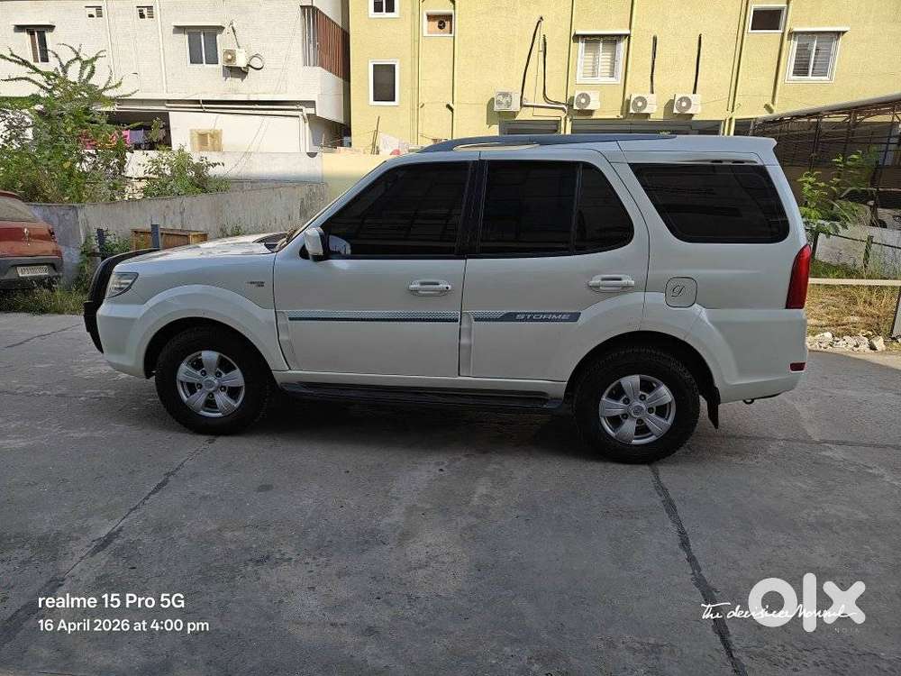 Tata Safari Storme Vx, 2017, Diesel