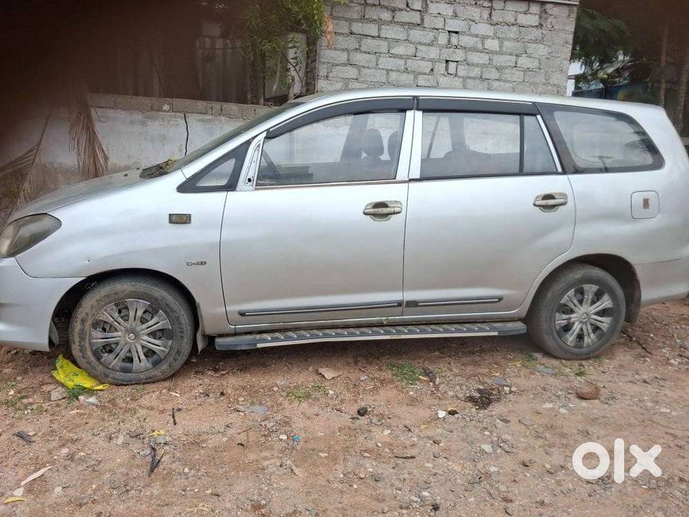 Toyota Innova 2.5 Z Diesel 7 Seater, 2012, Diesel