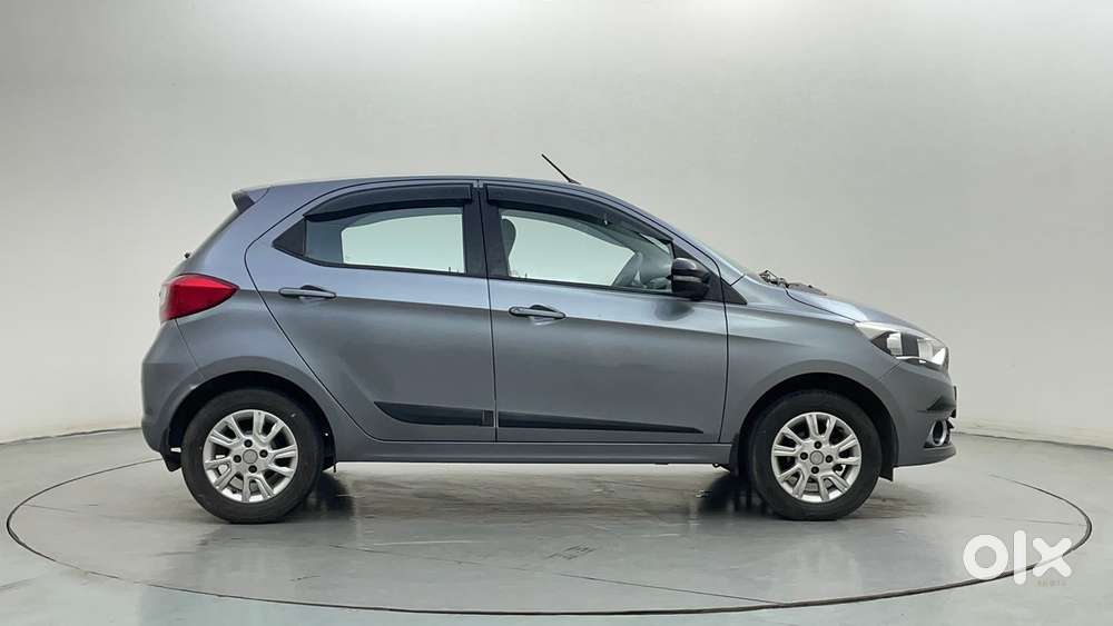 Tata Tiago Xza, 2018, Petrol