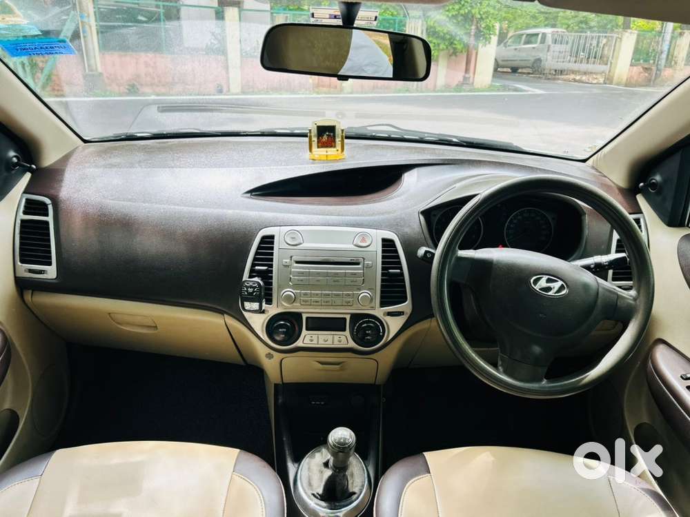 Hyundai I20 2011 Petrol Well Maintained