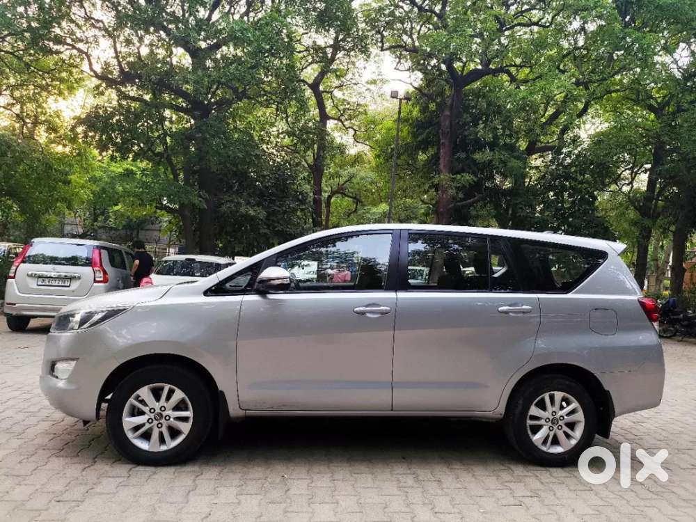 Toyota Innova Crysta [2020-ongoing] 2.4 Gx 7 Str, 2017, Diesel