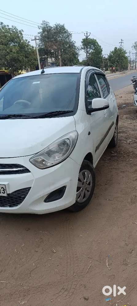 Hyundai I10 Sportz 2013