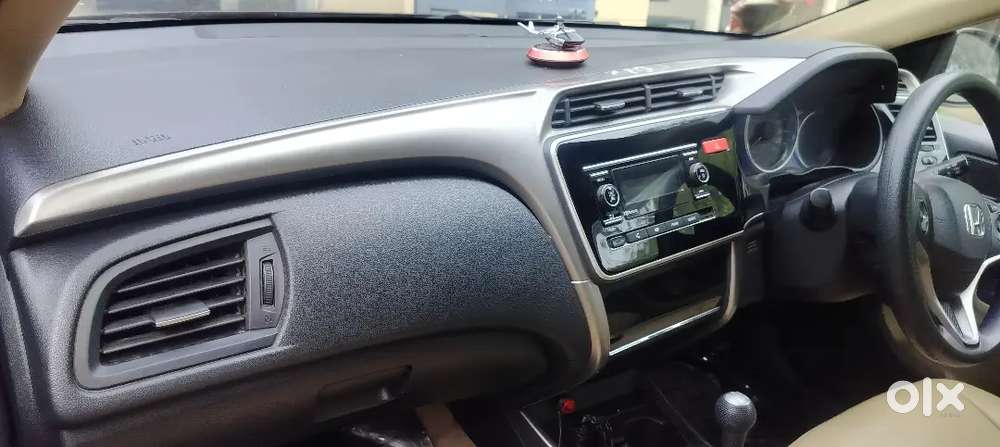 Honda City 1.5 V Petrol 2014