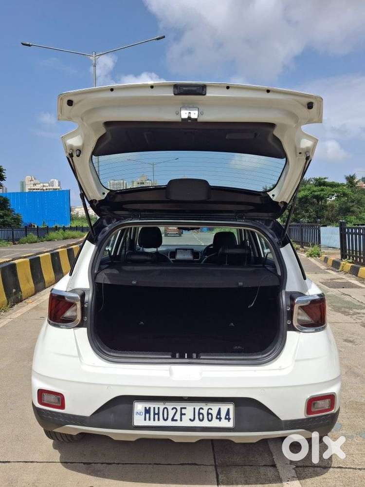 Hyundai Venue Sx Plus Turbo Dct, 2020, Petrol