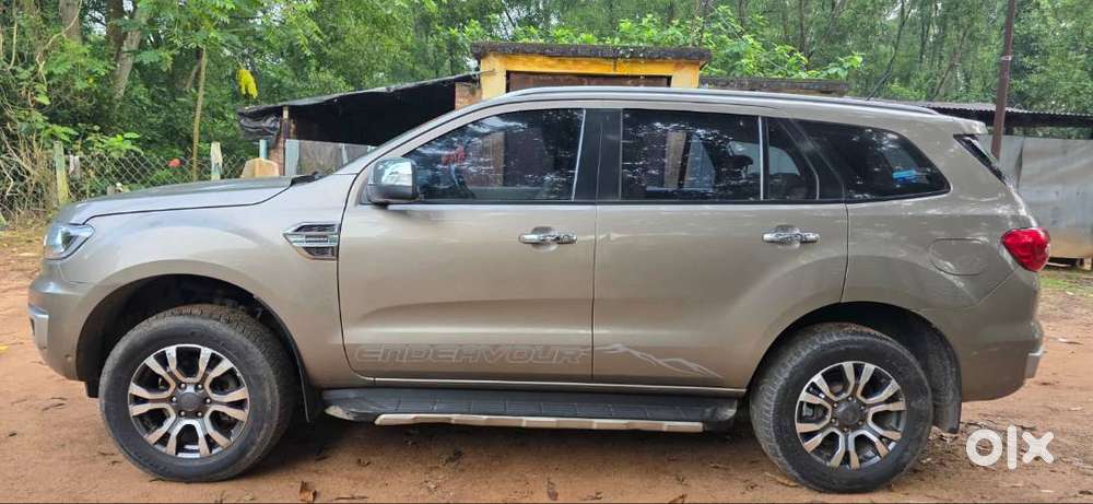 Ford Endeavour 2020 Titanium Plus