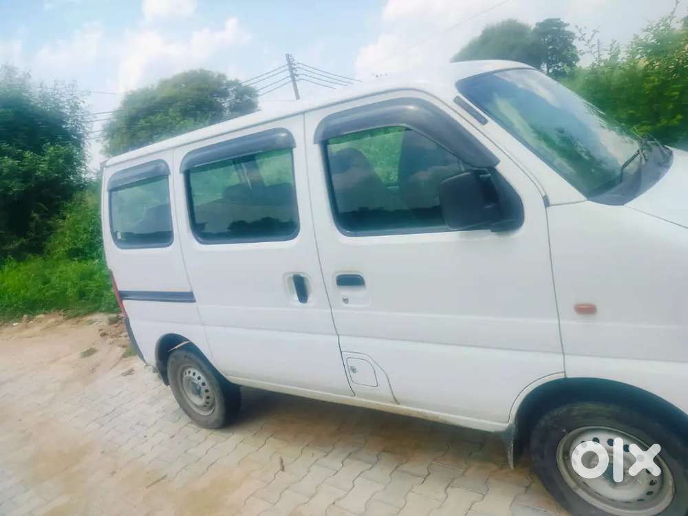 Maruti Suzuki Eeco Smiles 2023