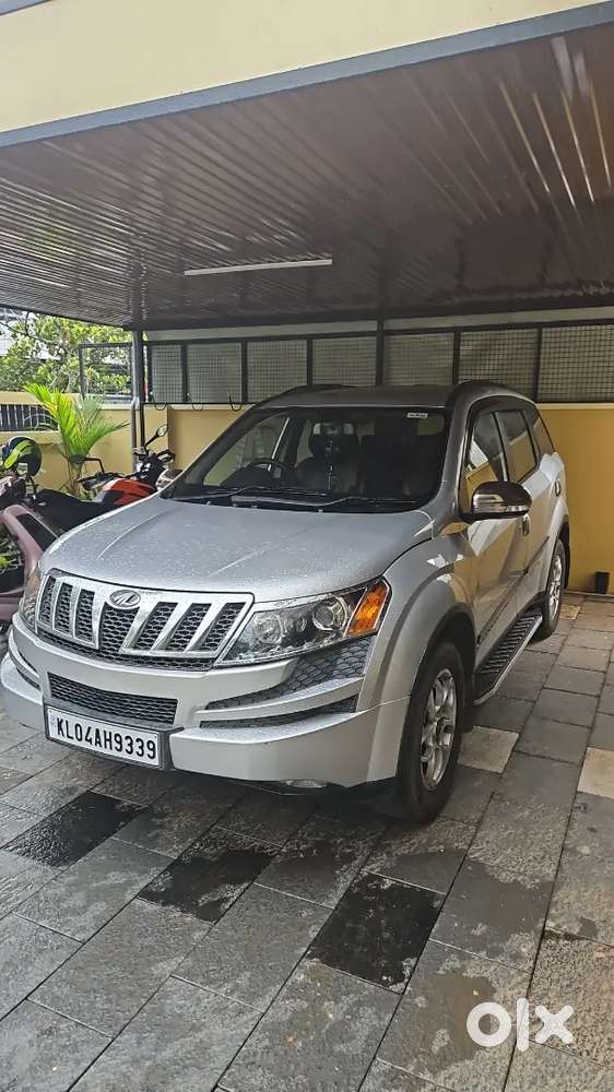 Mahindra Xuv500 (dec 2015) Diesel 93000 Km Driven