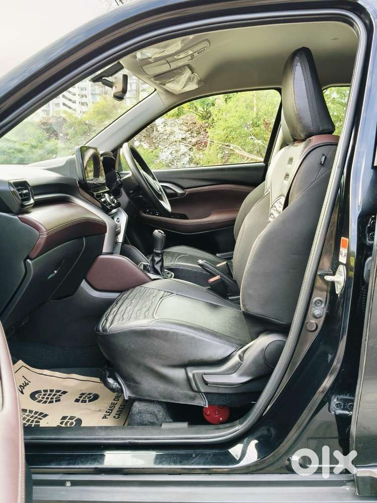 Maruti Suzuki Grand Vitara 1.5 Zeta Cng, 2024, Cng & Hybrids