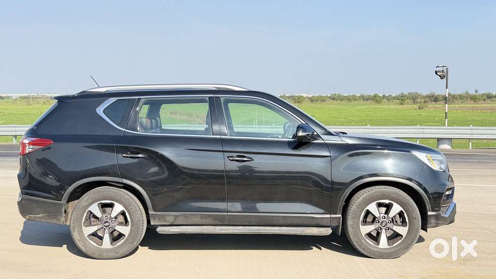 Mahindra Alturas G4 4wd At, 2019, Diesel