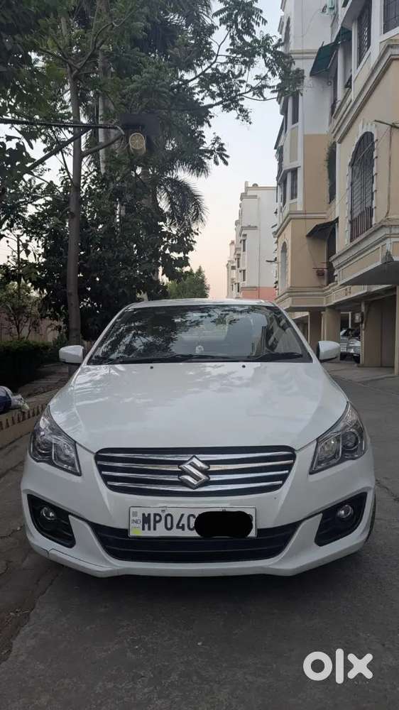 Ciaz 2017 Maruti Suzuki 98000 Km Petrol