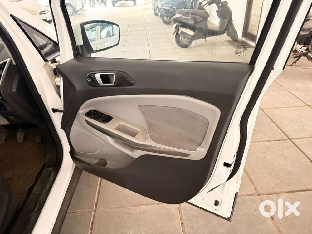 Ford Ecosport Petrol 2015