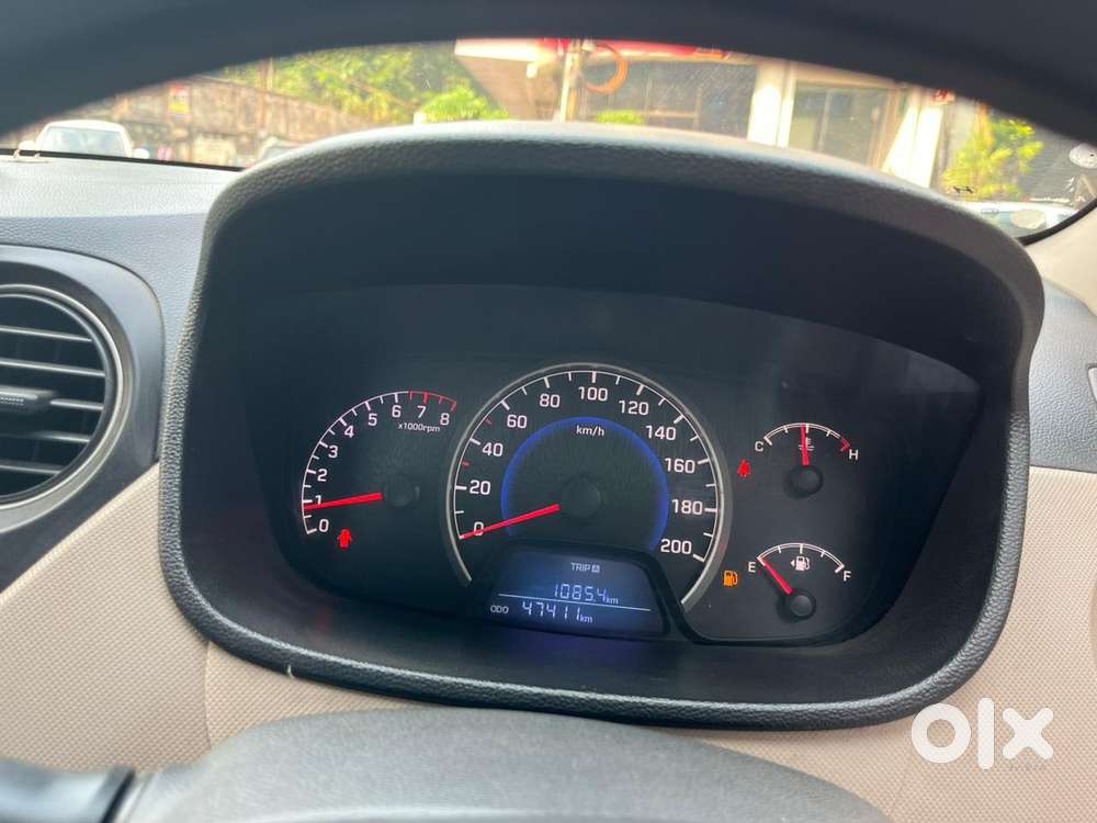 Hyundai Grand I10 2016-2017 Sportz, 2017, Petrol