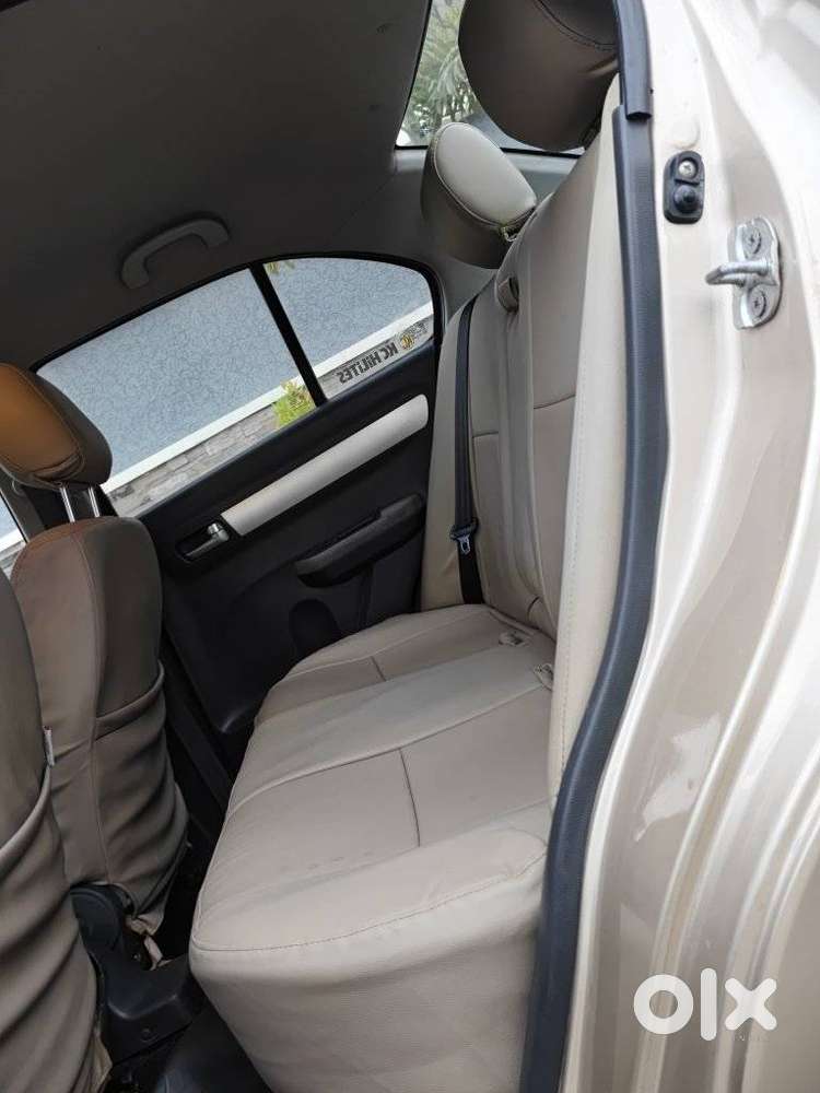 Maruti Suzuki Swift Dzire 1.2 Vxi Bsiv, 2011, Petrol
