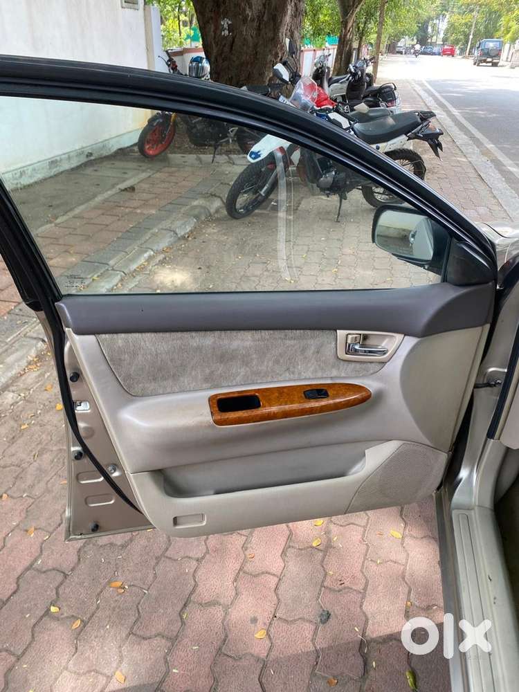 Toyota Petrol Manual 2004