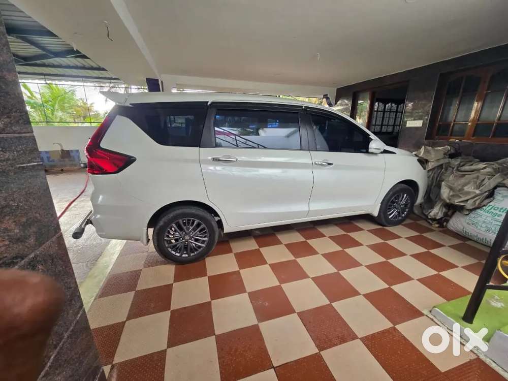 Maruti Suzuki Ertiga 2022 Petrol 43000 Km Driven