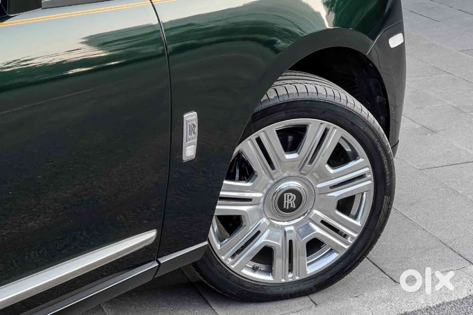 Rolls-royce Cullinan, 2022, Petrol