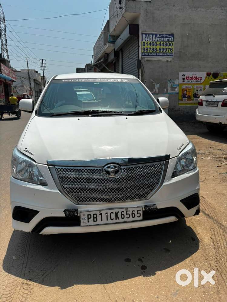Toyota Innova Diesel 2014