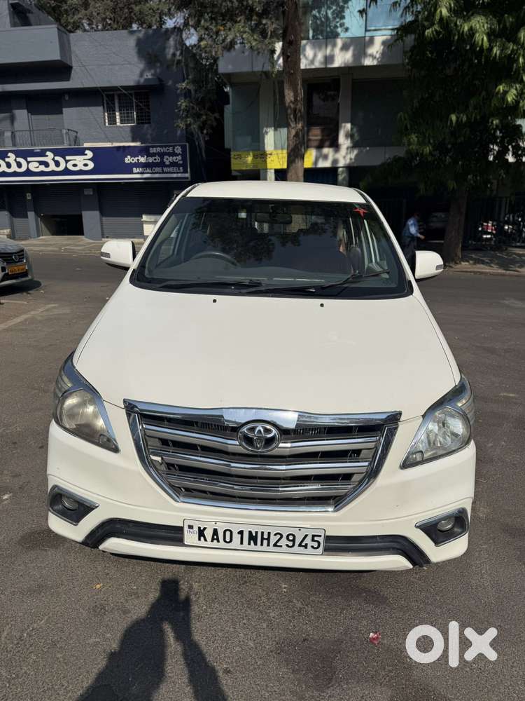 Toyota Innova 2.5 Z Diesel 7 Seater Bs Iv, 2014, Diesel