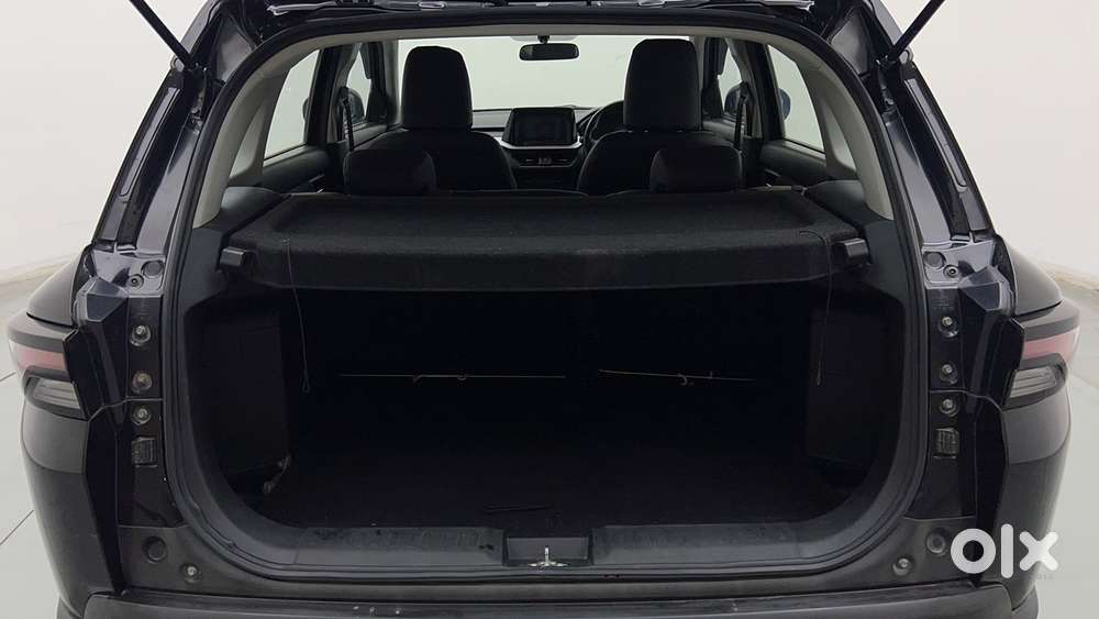 Maruti Suzuki Vitara Brezza 1.5 Zxi At, 2023, Petrol