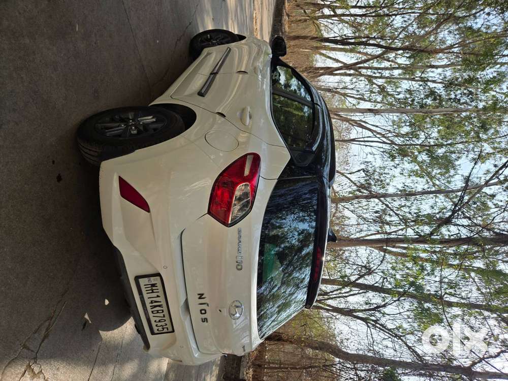 2022 Hyundai Grand I10 Nios Sportz Cng  1st Owner  30k Kms  Mh-14