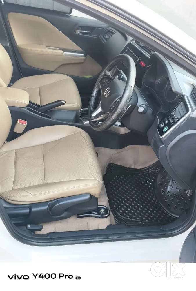 Honda City Auto Petrol Sunroof