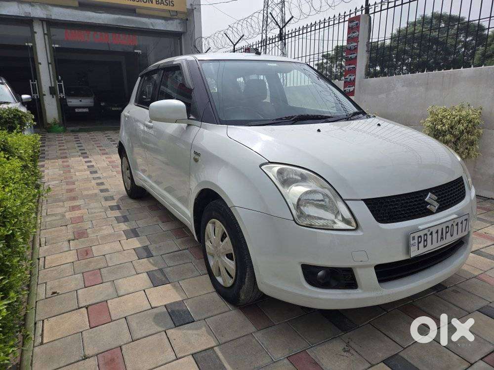 Maruti Suzuki Swift Vdi Bsiii, 2010, Diesel