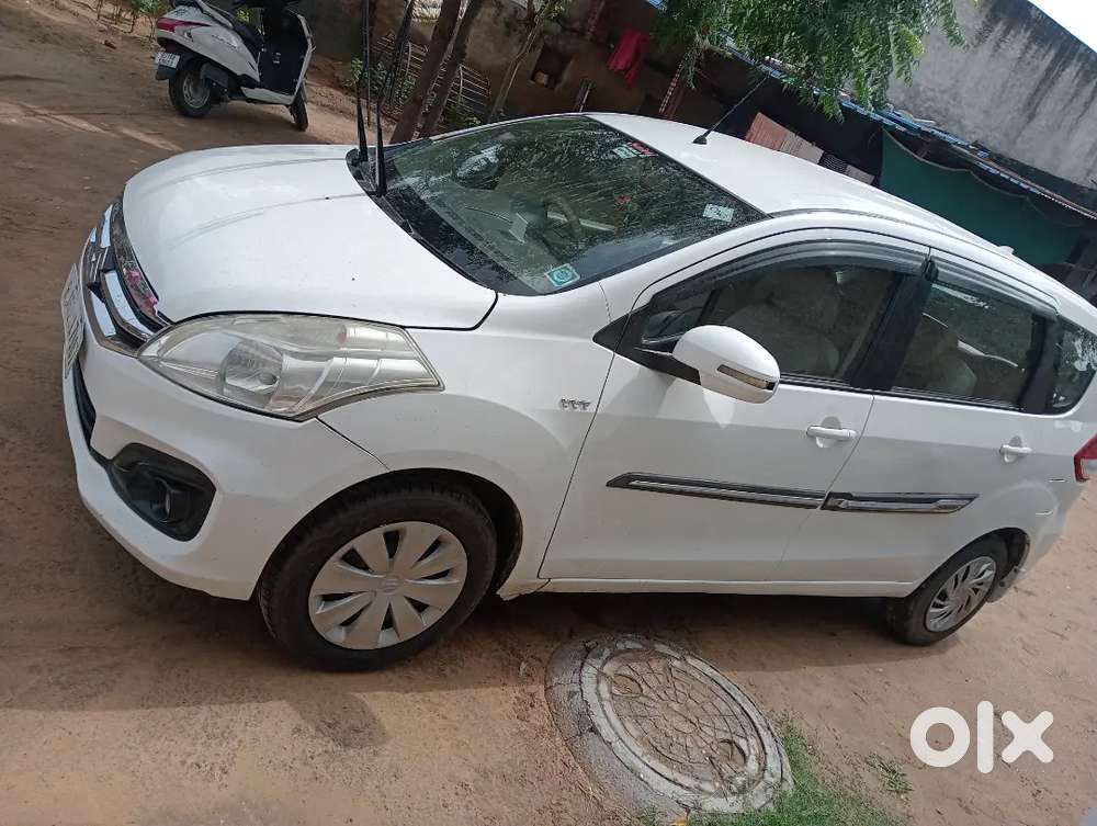 Maruti Suzuki Ertiga 2017 Cng & Hybrids 142000 Km Driven