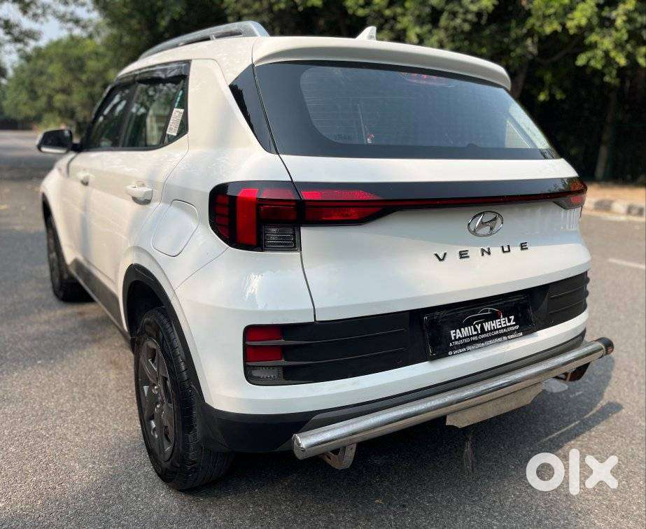 Hyundai Venue S 1.2 Petrol, 2023, Petrol