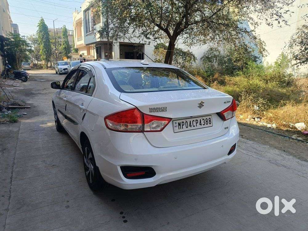 Maruti Suzuki Ciaz 2014-2017 Vxi Option, 2015