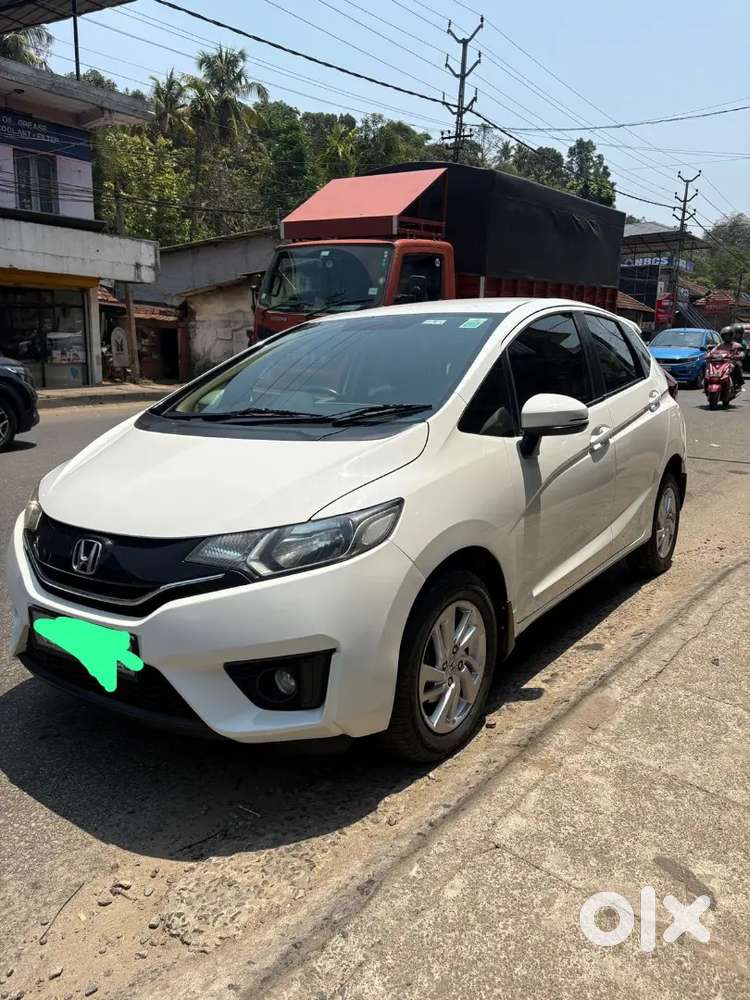 Honda Jazz 2017 Diesel 87965 Km Driven