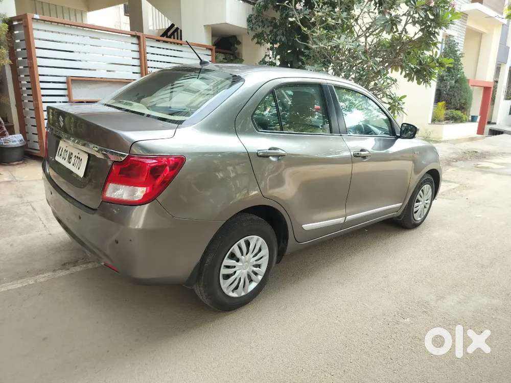 Maruti Suzuki Dzire 2017 Petrol 85000 Km Driven