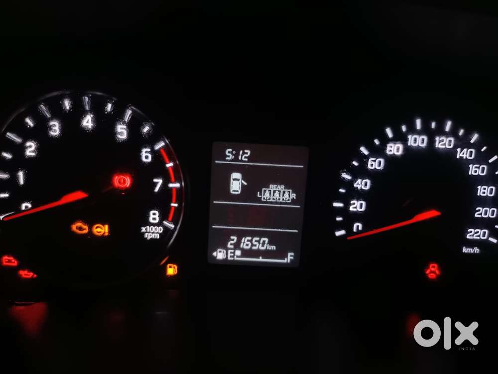Maruti Suzuki Swift Vxi + Manual, 2025, Petrol