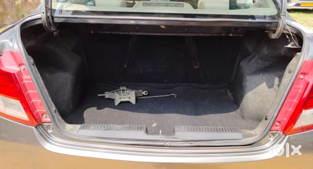 Maruti Suzuki Dzire 1.2 Vxi, 2018, Petrol