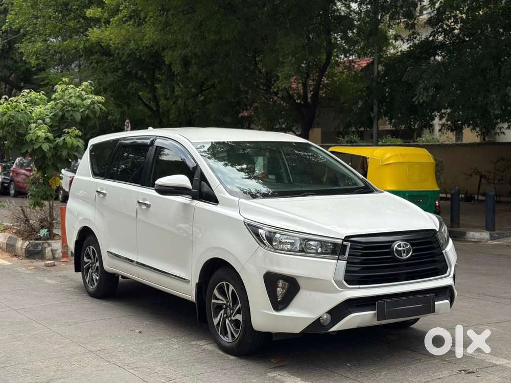 Toyota Innova Crysta [2020-ongoing] 2.4 Gx At 7 Str, 2022, Diesel