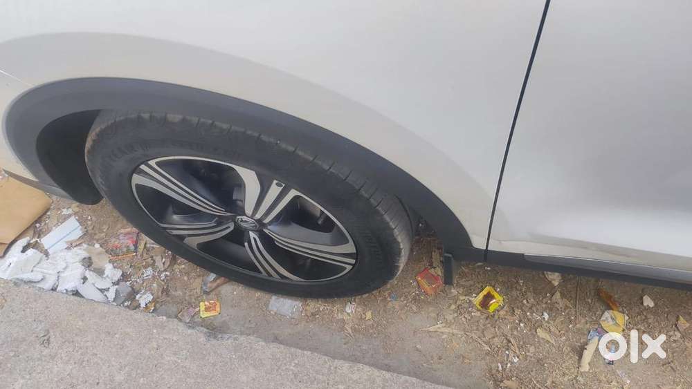 Mg Astor 2023 Petrol Well Maintained