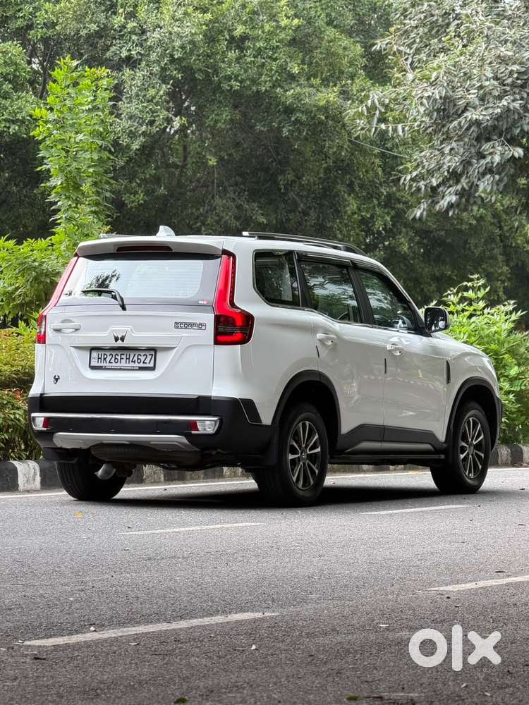 Mahindra Scorpio N Z8 Petrol At 7 Str, 2024, Petrol