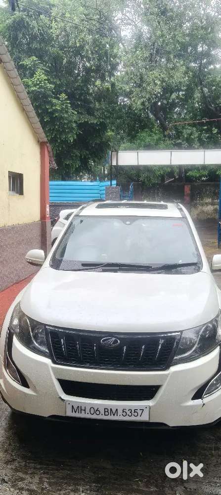 Mahindra Xuv500 2.2 W10 2016 Good Condition