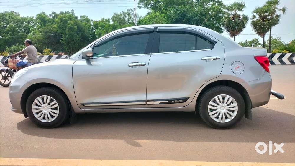 Maruti Suzuki Swift Dzire Vxi Optional, 2021, Petrol