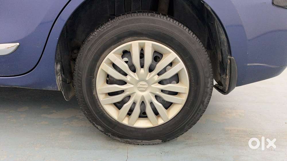 Maruti Suzuki Dzire 1.2 Vxi, 2017, Petrol