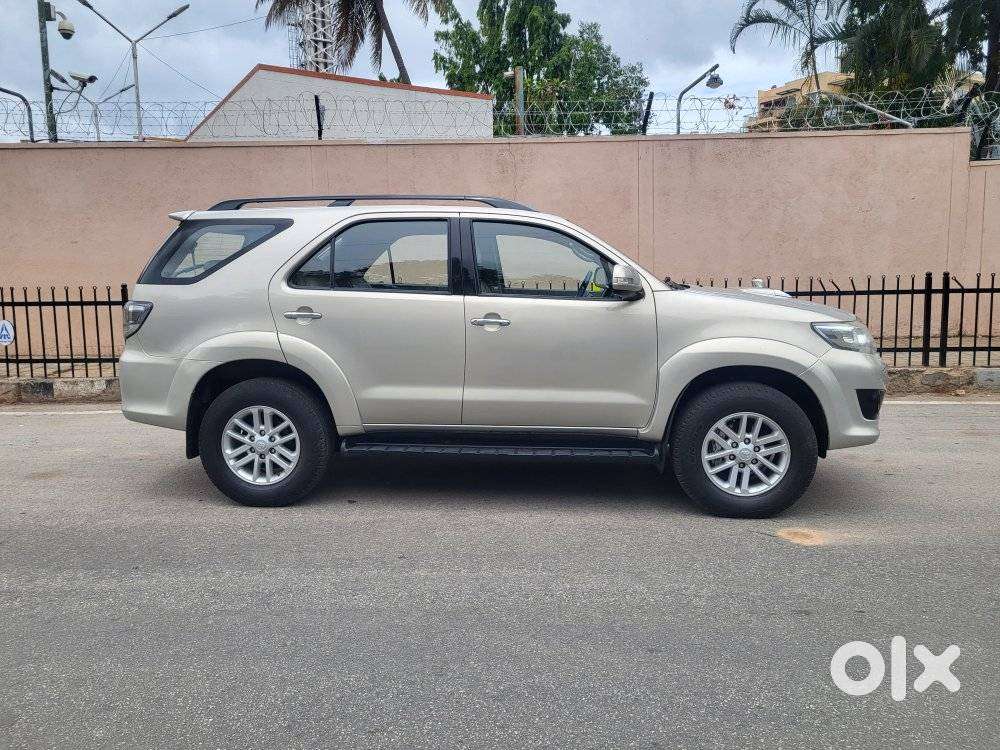 Toyota Fortuner 3.0 4x2 Automatic, 2012, Diesel