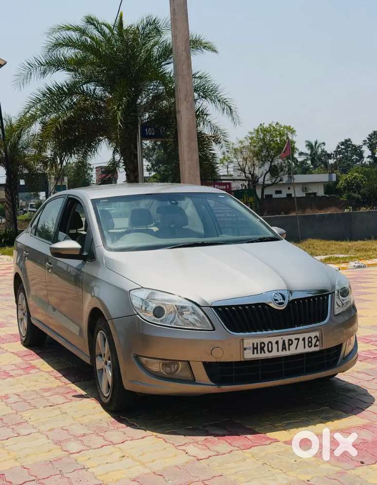 Skoda Rapid 2016 Diesel Well Maintained With New Tyre,valid Insurance.